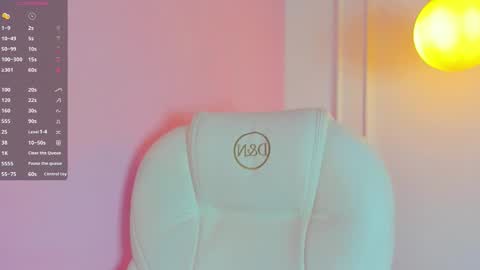 Lucy online show from January 19, 4:22 am