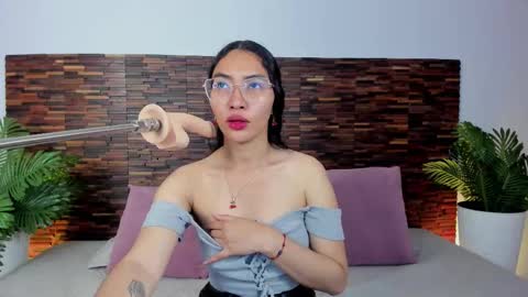 Lucy Liiu online show from March 27, 9:16 pm