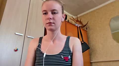 Sofia online show from April 2, 6:10 am