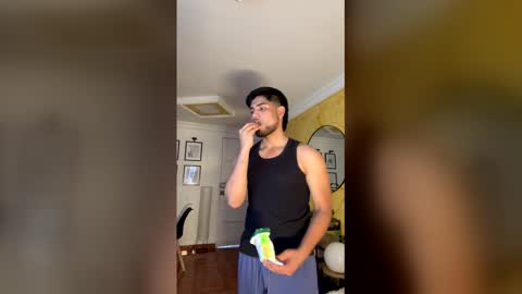 luigi online show from May 13, 9:57 pm