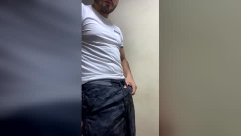 Andrew online show from April 13, 8:07 am