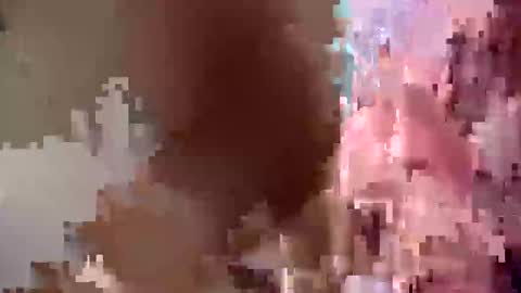 Snapshot of luis_hunk chatting on October 22, 11:01 am Andrew online show from October 22, 11:01 am