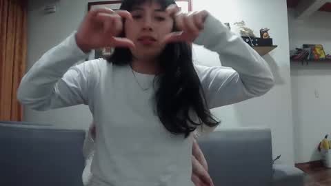 luisa_hollmes online show from October 29, 11:38 pm