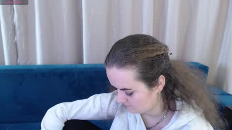 Luisa Rosee online show from February 27, 10:01 am