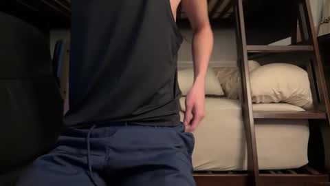 Snapshot of luisapolonio chatting on February 13, 2:45 am Luis online show from February 13, 2:45 am