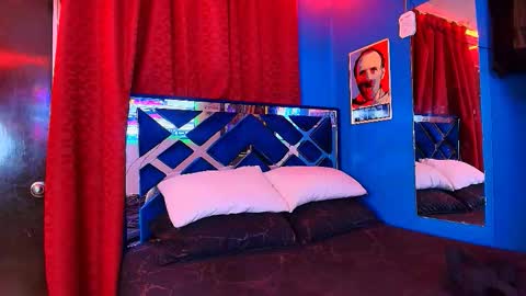 Luke online show from March 27, 5:24 am