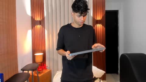 Luke online show from March 6, 3:46 am