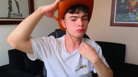 Snapshot of lukeboyce chatting on September 11, 2:29 pm lukeboyce online show from September 11, 2:29 pm