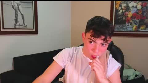 Snapshot of lukeboyce chatting on September 24, 11:00 pm lukeboyce online show from September 24, 11:00 pm