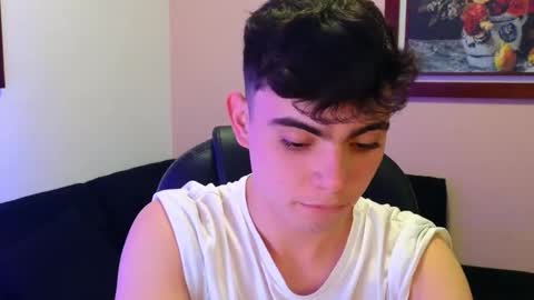 Snapshot of lukeboyce chatting on October 16, 11:25 pm lukeboyce online show from October 16, 11:25 pm