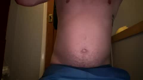 lukeeeeey96 online show from February 5, 11:17 pm