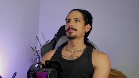 Luke Taylor online show from March 23, 11:15 am