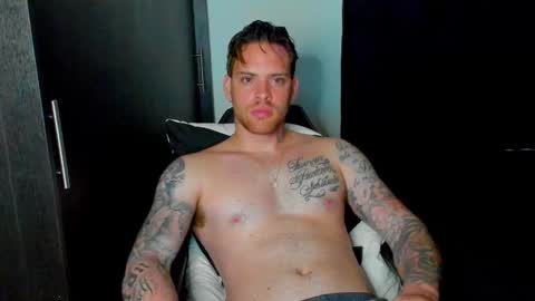 Snapshot of lukeglanton17 chatting on March 12, 6:07 am Luke online show from March 12, 6:07 am