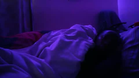 Snapshot of lulu_sparks1 chatting on October 3, 8:22 am lulu_sparks1 online show from October 3, 8:22 am