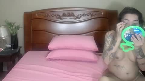 lulu_wild online show from November 29, 11:18 am