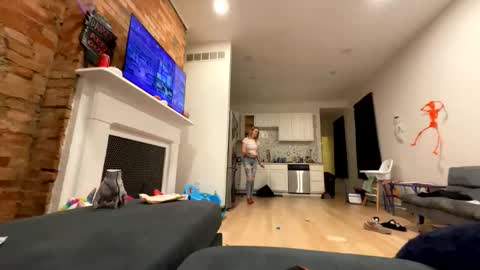 lulubaby03 online show from October 26, 12:22 am