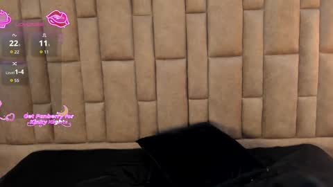 Lulu online show from March 31, 8:42 pm