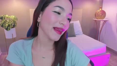 Snapshot of luma_sky chatting on September 17, 7:12 am L U M A online show from September 17, 7:12 am
