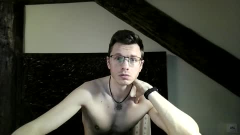 Andrew independent model 2000-0000 CET daily online show from April 22, 7:43 pm