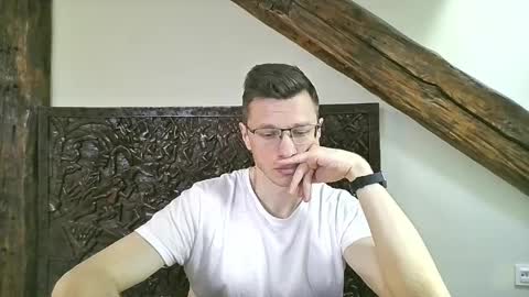 Andrew independent model 2000-0000 CET daily online show from May 19, 1:29 pm