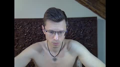 Andrew independent model 2000-0000 CET daily online show from January 6, 7:40 pm