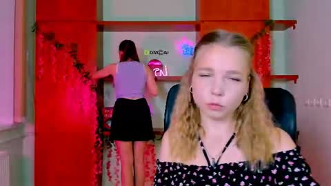Sweet Lumi online show from June 23, 7:27 am