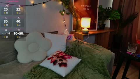 Nora online show from April 10, 8:41 am