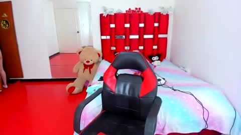 luna_analya online show from July 8, 1:09 am