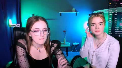 Snapshot of luna_berryy chatting on March 4, 2:27 am luna_berryy online show from March 4, 2:27 am