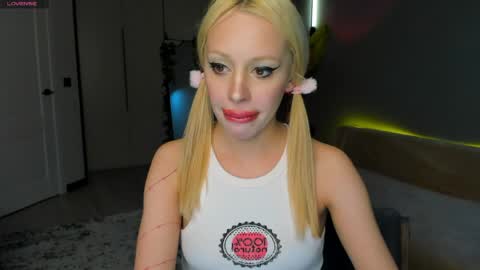 luna_beverly online show from April 10, 8:46 pm