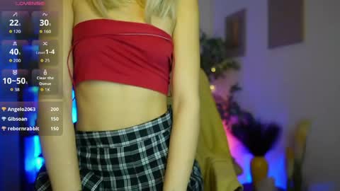 luna_grace18 online show from March 29, 2:30 pm