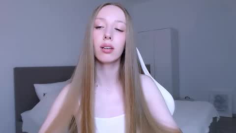 Luna online show from March 14, 11:09 pm