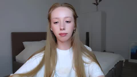 Luna online show from February 19, 11:36 pm