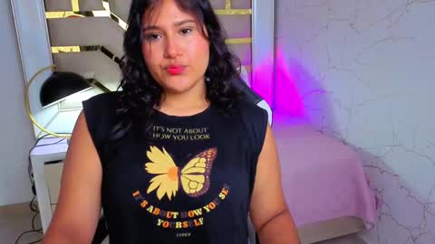 Luna  Jonez  online show from November 6, 11:13 am