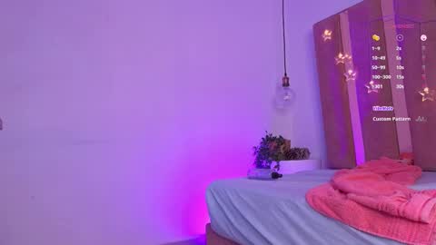 luna_kassiel online show from February 24, 3:04 pm