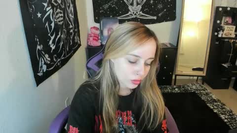 Luna online show from December 2, 8:56 am