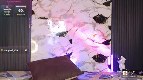 Luna steeff online show from April 3, 5:03 am