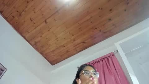 luna_velveth1 online show from February 4, 6:50 am