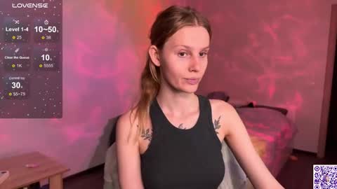 Snapshot of lunacyy chatting on October 4, 7:55 pm Britney online show from October 4, 7:55 pm