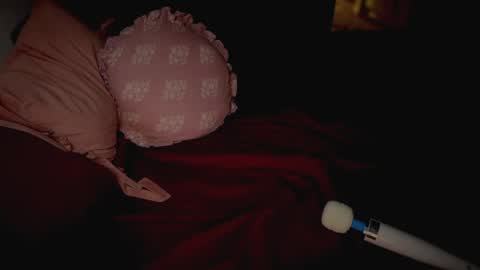 Luna Daddys Girl online show from April 14, 1:42 am