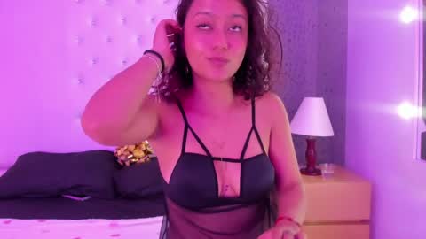   Luna  online show from April 11, 3:38 pm