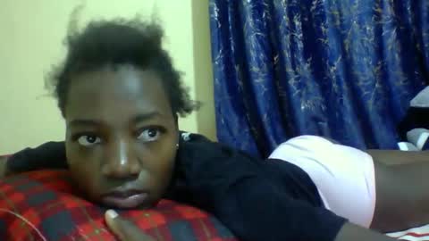 lunah_kitty online show from April 29, 10:53 am