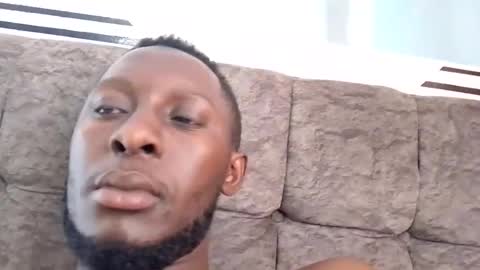 lunalove22_ online show from April 9, 6:19 am