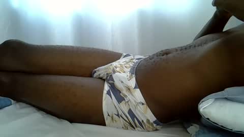 lunalove22_ online show from November 11, 6:04 am