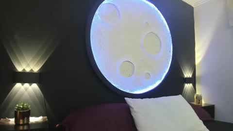 Snapshot of lunamisteriosa_ chatting on September 19, 12:20 pm lunamisteriosa_ online show from September 19, 12:20 pm