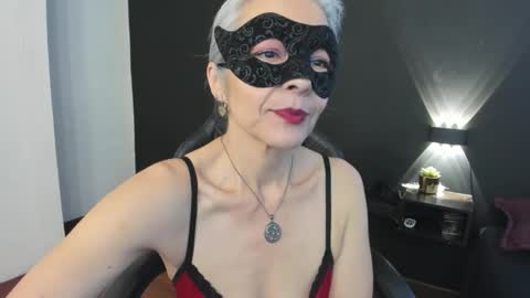 Snapshot of lunamisteriosa_ chatting on September 30, 11:21 am lunamisteriosa_ online show from September 30, 11:21 am