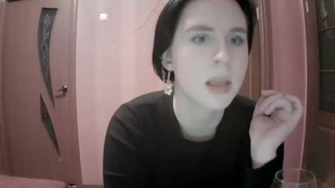 Snapshot of lunamystique_ chatting on February 10, 8:00 pm lunamystique_ online show from February 10, 8:00 pm