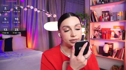 Luna  next streams Mon Fri Sat Sun 8pm-5am gmt0 online show from March 9, 8:31 pm