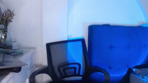 Julieth  online show from November 25, 2:43 am