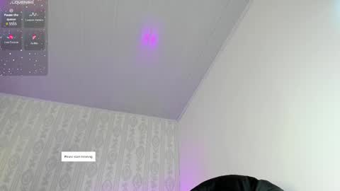 Luna  online show from October 13, 3:58 pm